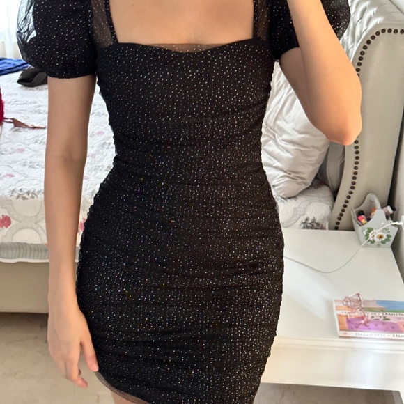 Miss selfridge, black, ruched, glitter dress with puff sleeve, UK6, with tags - Picture 2 of 6